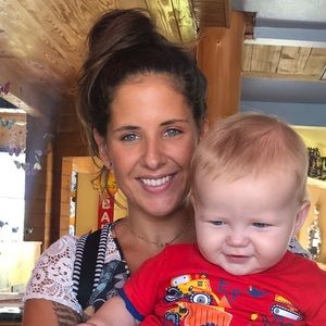 Meet your Posher, Casey